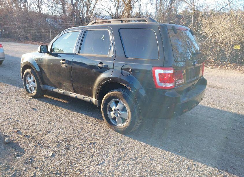 Photo 3 of 2012 Ford Escape XLT (VIN 1FMCU9D71CKB25462)
