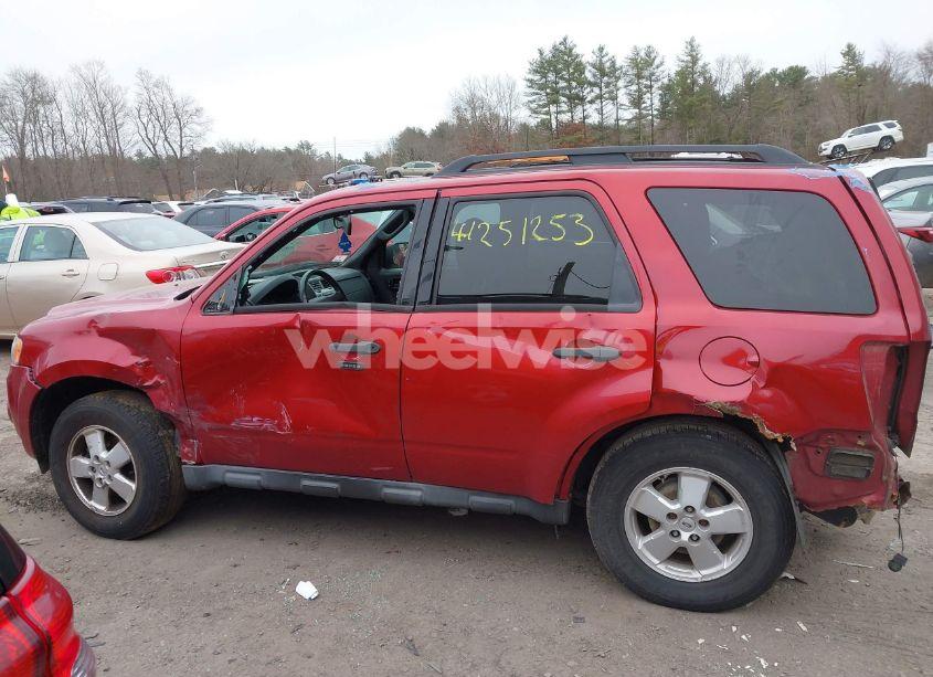 Photo 15 of 2012 Ford Escape XLT (VIN 1FMCU9D71CKB46988)