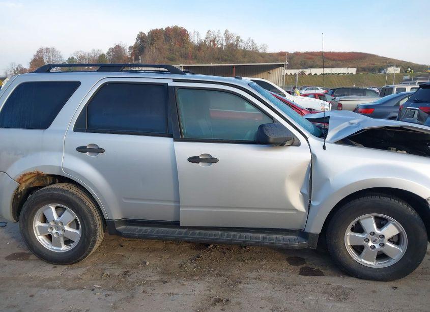 Photo 13 of 2012 Ford Escape XLT (VIN 1FMCU9D71CKB87203)