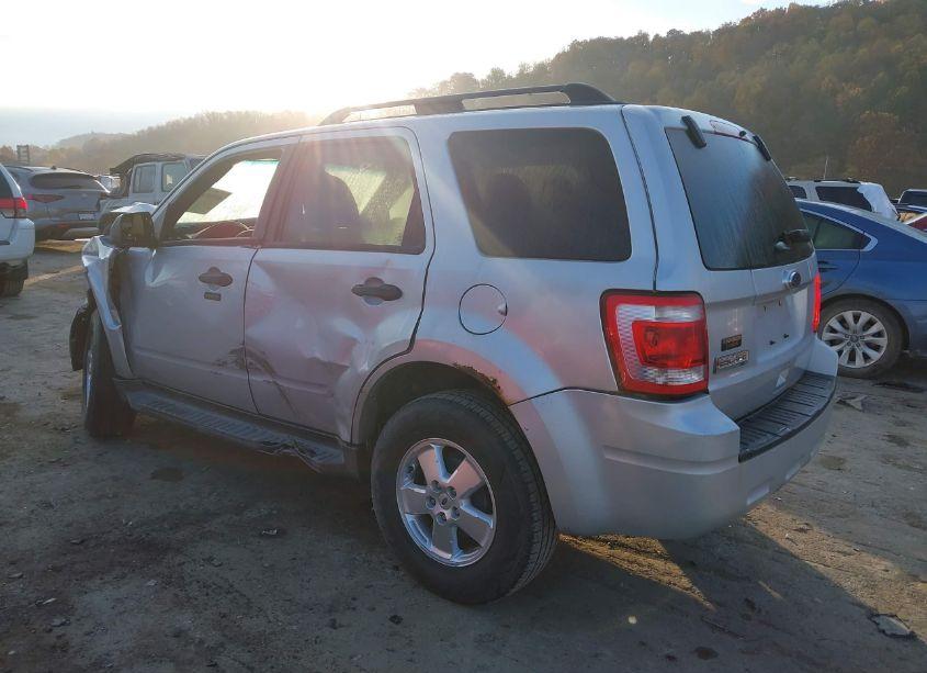 Photo 3 of 2012 Ford Escape XLT (VIN 1FMCU9D71CKB87203)