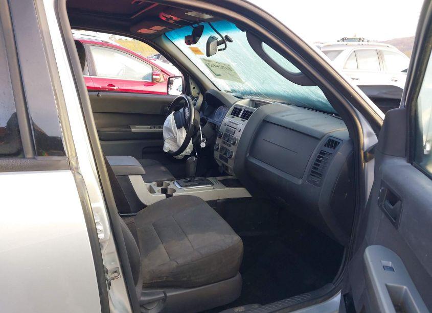 Photo 5 of 2012 Ford Escape XLT (VIN 1FMCU9D71CKB87203)