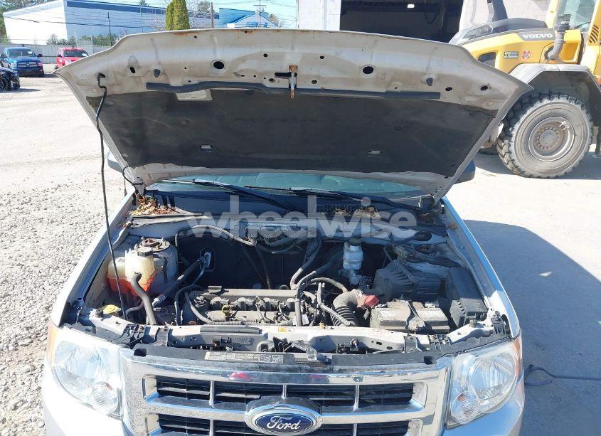 Photo 9 of 2012 Ford Escape XLT (VIN 1FMCU9D71CKC58576)