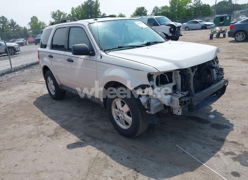2012 Ford Escape XLT (VIN 1FMCU9D71CKC70985) main photo