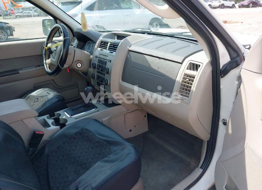 Photo 5 of 2012 Ford Escape XLT (VIN 1FMCU9D71CKC70985)
