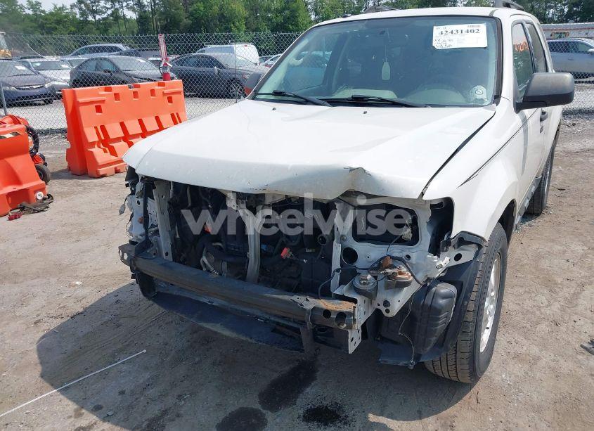 Photo 6 of 2012 Ford Escape XLT (VIN 1FMCU9D71CKC70985)