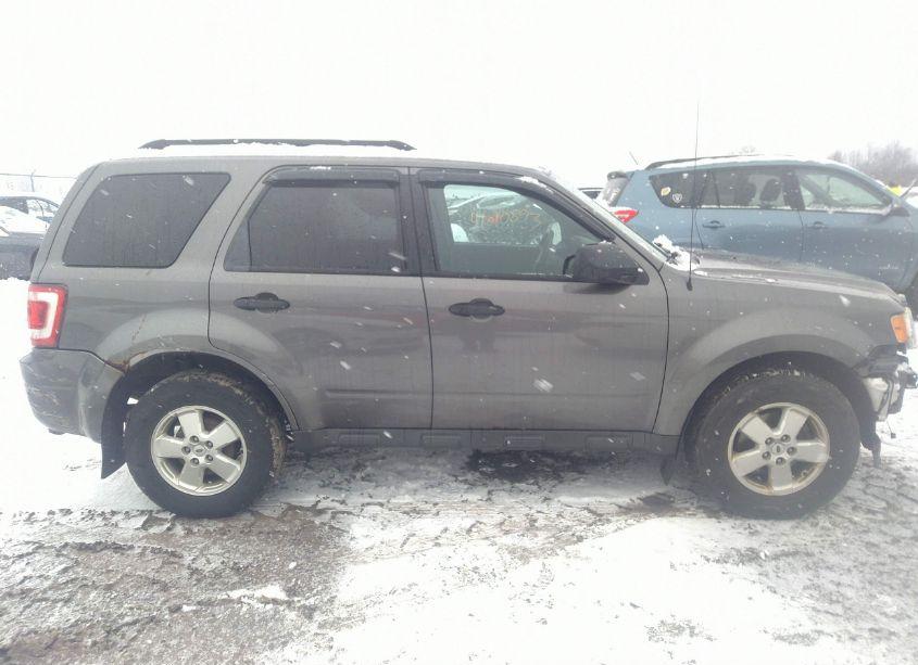 Photo 13 of 2012 Ford Escape XLT (VIN 1FMCU9D71CKC73871)