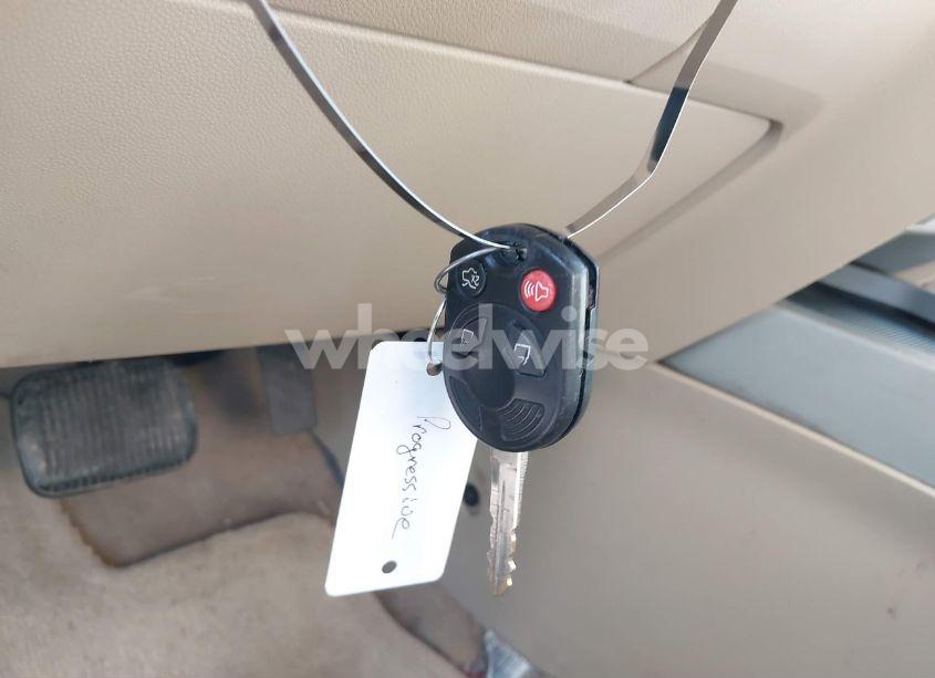 Photo 11 of 2010 Ford Escape XLT (VIN 1FMCU9D72AKC03826)