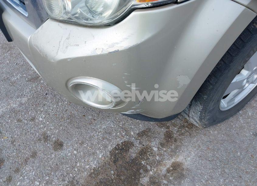 Photo 6 of 2010 Ford Escape XLT (VIN 1FMCU9D72AKC78719)