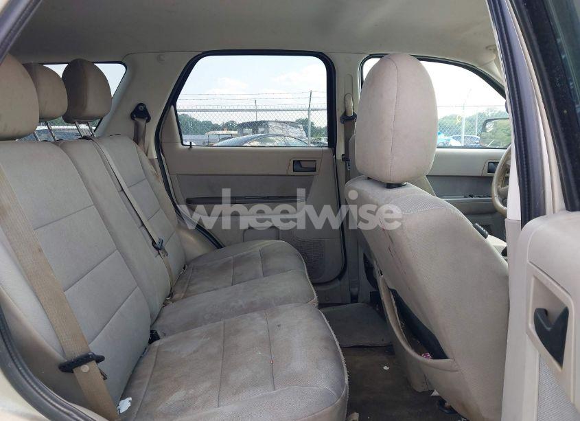 Photo 8 of 2010 Ford Escape XLT (VIN 1FMCU9D72AKC78719)