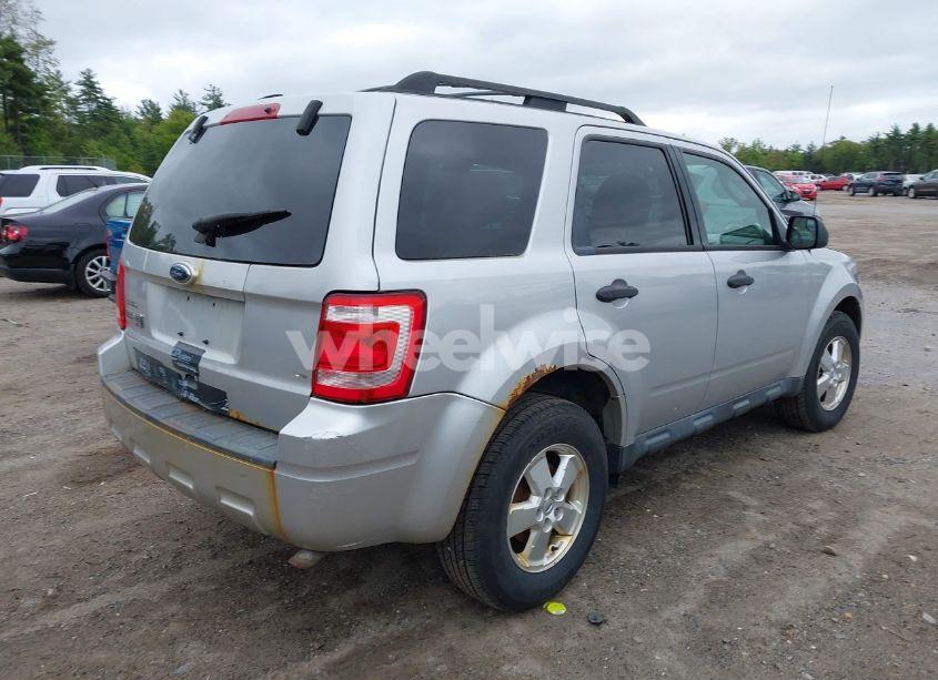 Photo 6 of 2011 Ford Escape XLT (VIN 1FMCU9D72BKA46722)