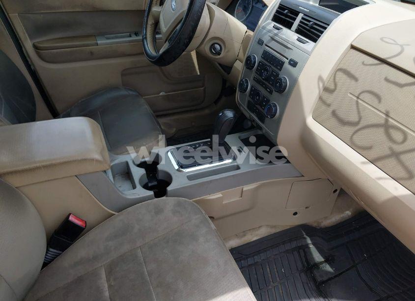 Photo 5 of 2011 Ford Escape XLT (VIN 1FMCU9D72BKA46994)