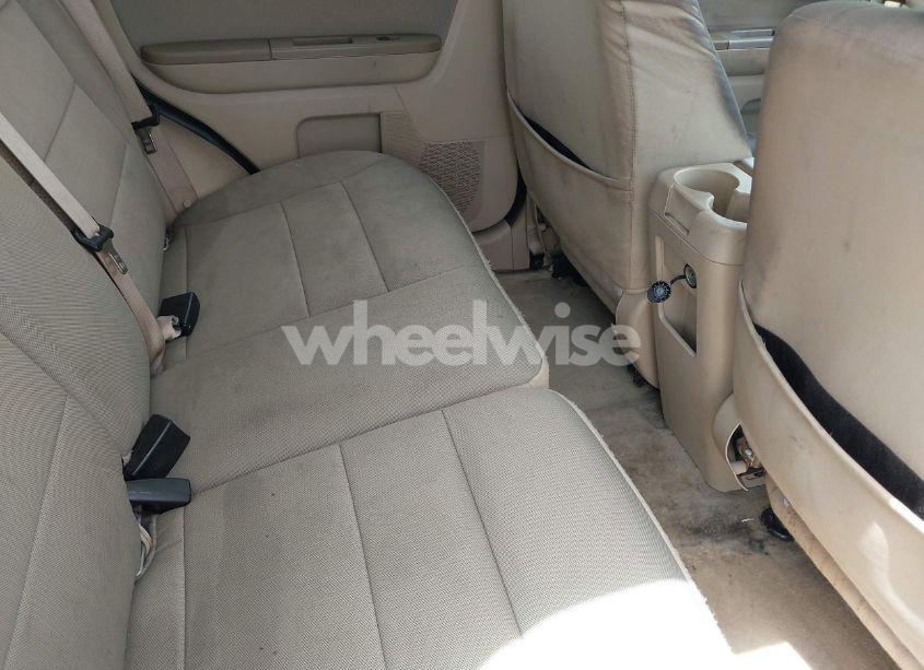 Photo 8 of 2011 Ford Escape XLT (VIN 1FMCU9D72BKA46994)