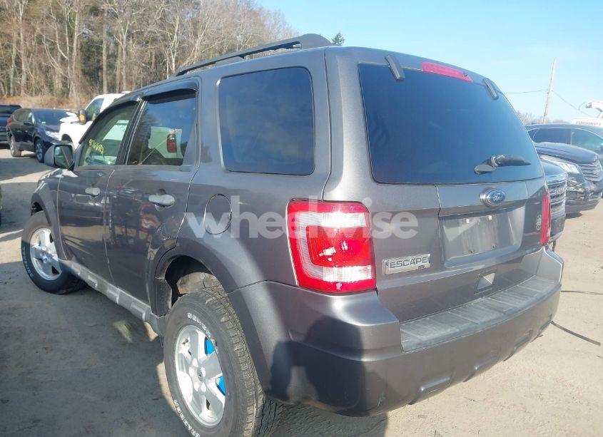Photo 3 of 2012 Ford Escape XLT (VIN 1FMCU9D72CKA01930)