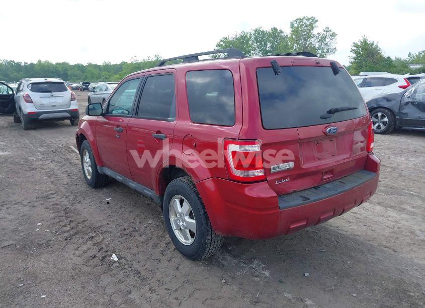 Photo 3 of 2012 Ford Escape XLT (VIN 1FMCU9D72CKB16916)