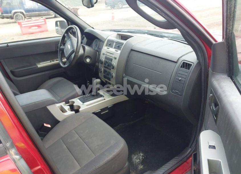 Photo 5 of 2012 Ford Escape XLT (VIN 1FMCU9D72CKB16916)