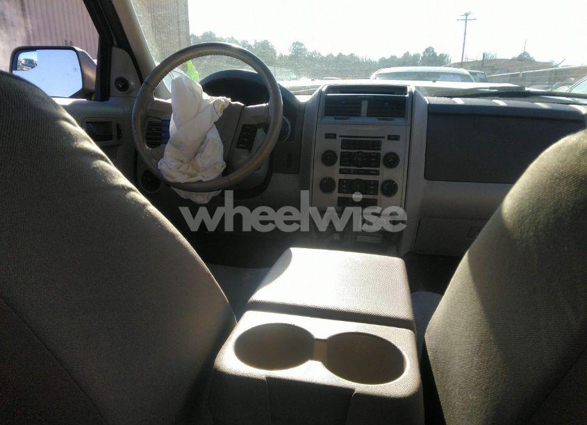 Photo 15 of 2012 Ford Escape XLT (VIN 1FMCU9D72CKC29877)