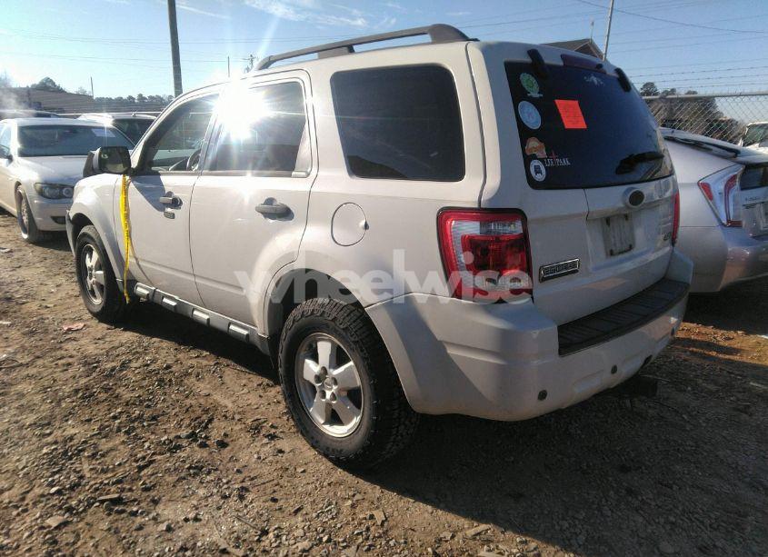 Photo 3 of 2012 Ford Escape XLT (VIN 1FMCU9D72CKC29877)