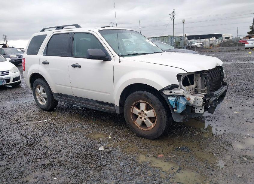2012 Ford Escape XLT (VIN 1FMCU9D72CKC84216) main photo