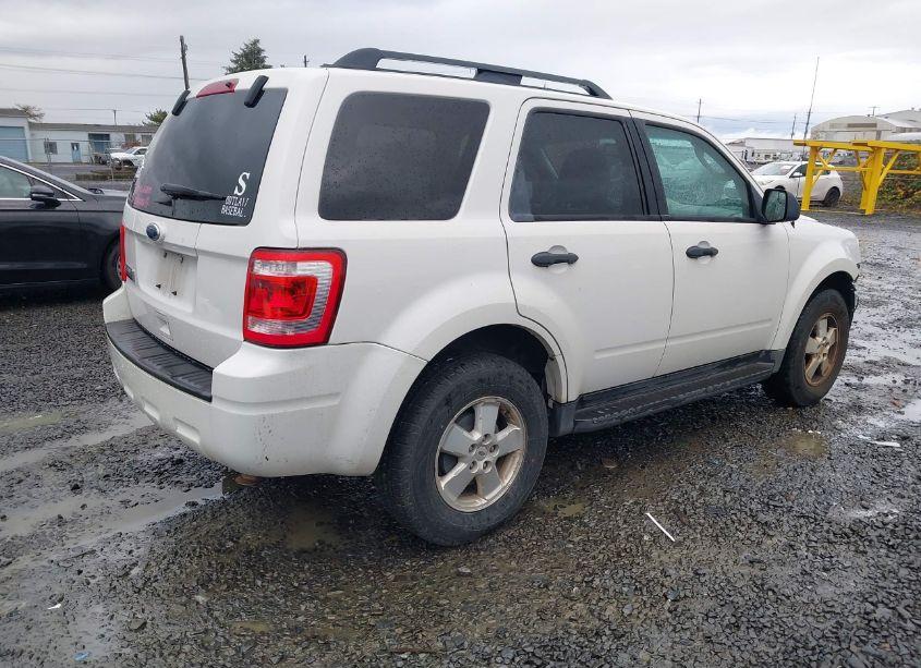 Photo 4 of 2012 Ford Escape XLT (VIN 1FMCU9D72CKC84216)