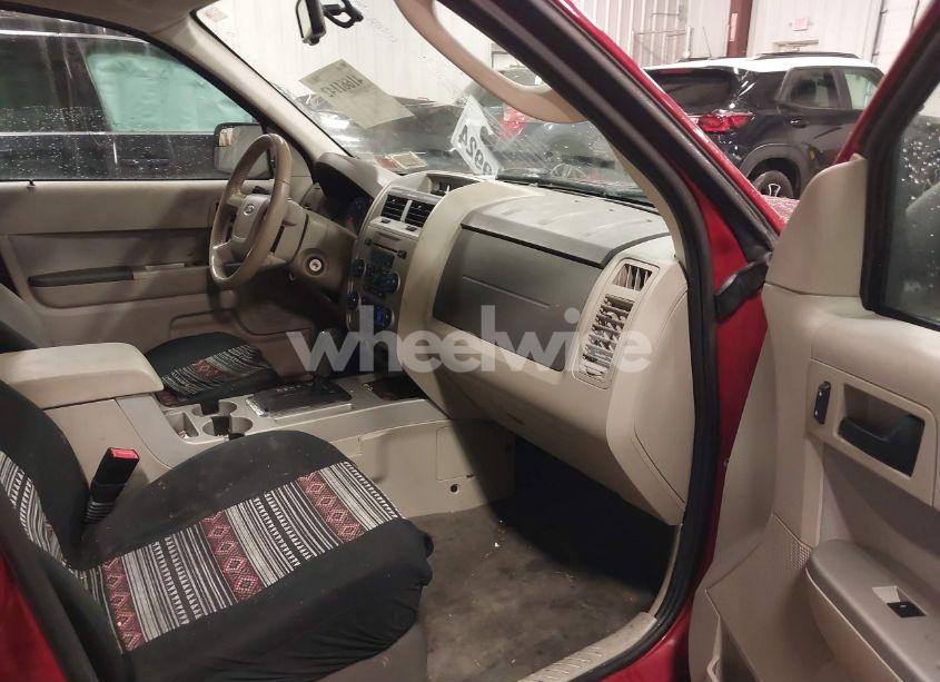 Photo 5 of 2010 Ford Escape XLT (VIN 1FMCU9D73AKC73951)