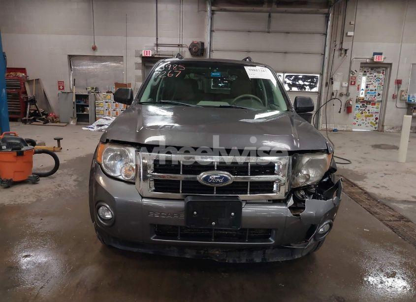 Photo 12 of 2011 Ford Escape XLT (VIN 1FMCU9D73BKB81871)