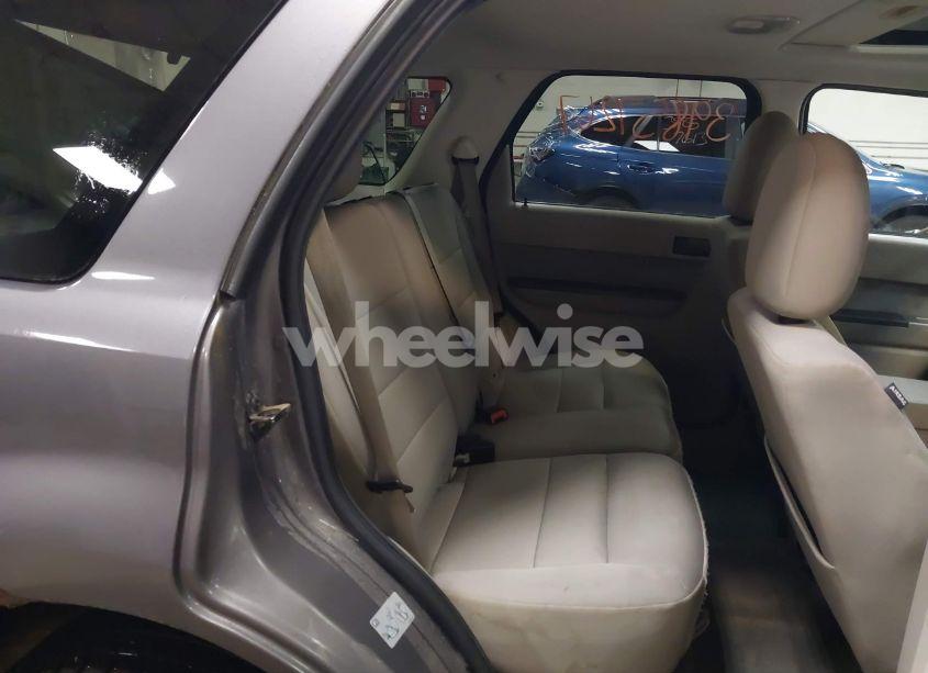 Photo 8 of 2011 Ford Escape XLT (VIN 1FMCU9D73BKB81871)