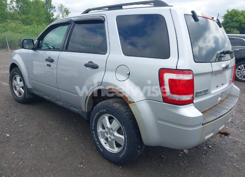 Photo 3 of 2012 Ford Escape XLT (VIN 1FMCU9D73CKA03010)