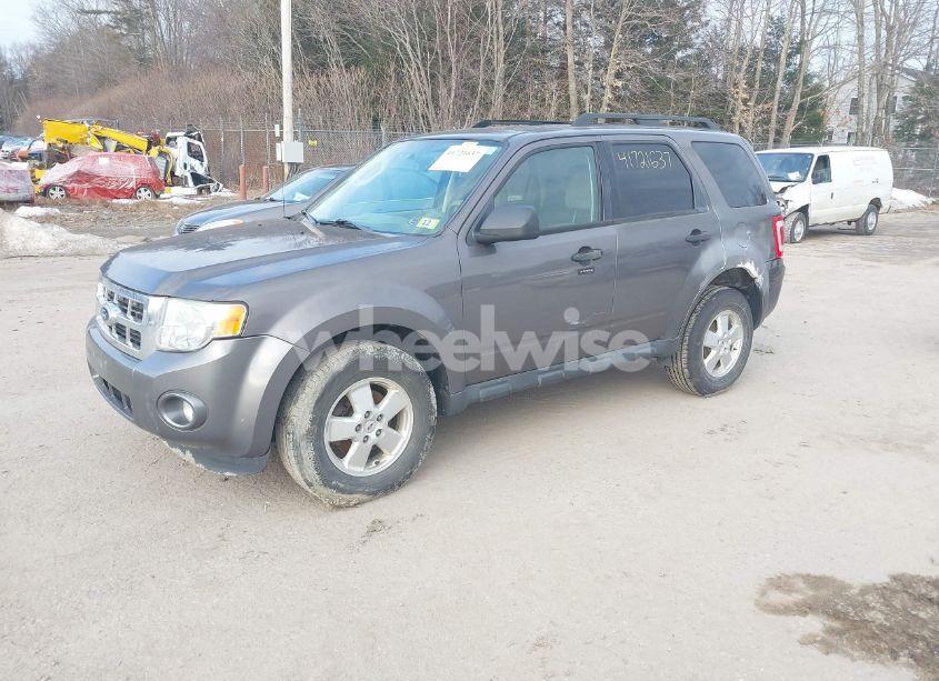 Photo 2 of 2012 Ford Escape XLT (VIN 1FMCU9D73CKB47074)