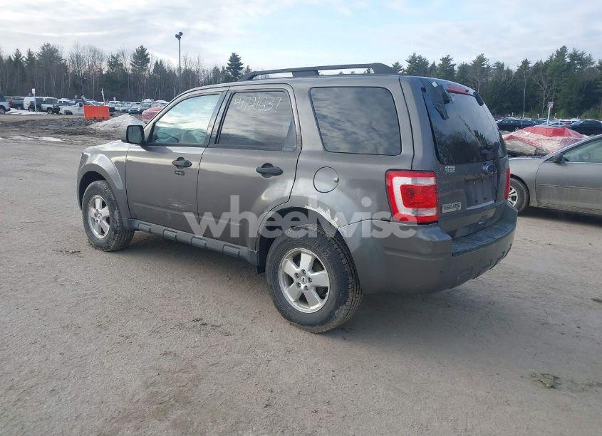 Photo 3 of 2012 Ford Escape XLT (VIN 1FMCU9D73CKB47074)