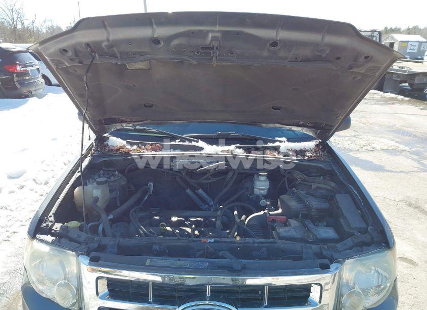 Photo 10 of 2010 Ford Escape XLT (VIN 1FMCU9D74AKA52326)