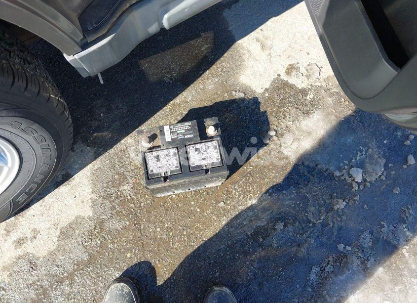 Photo 12 of 2010 Ford Escape XLT (VIN 1FMCU9D74AKA52326)