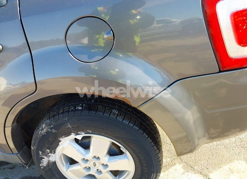 Photo 6 of 2010 Ford Escape XLT (VIN 1FMCU9D74AKA52326)