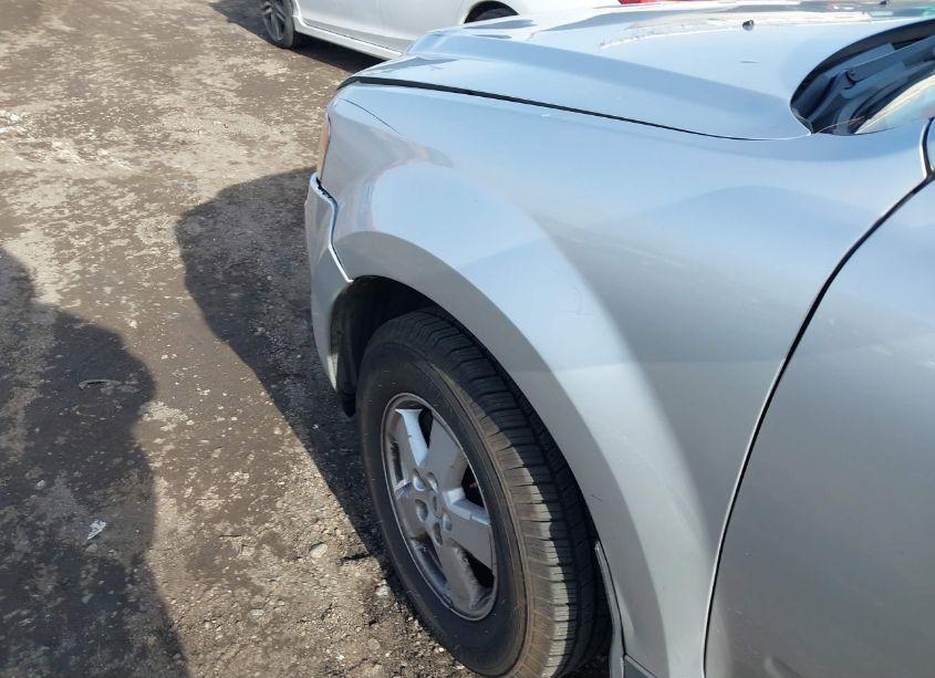 Photo 6 of 2010 Ford Escape XLT (VIN 1FMCU9D74AKA88307)