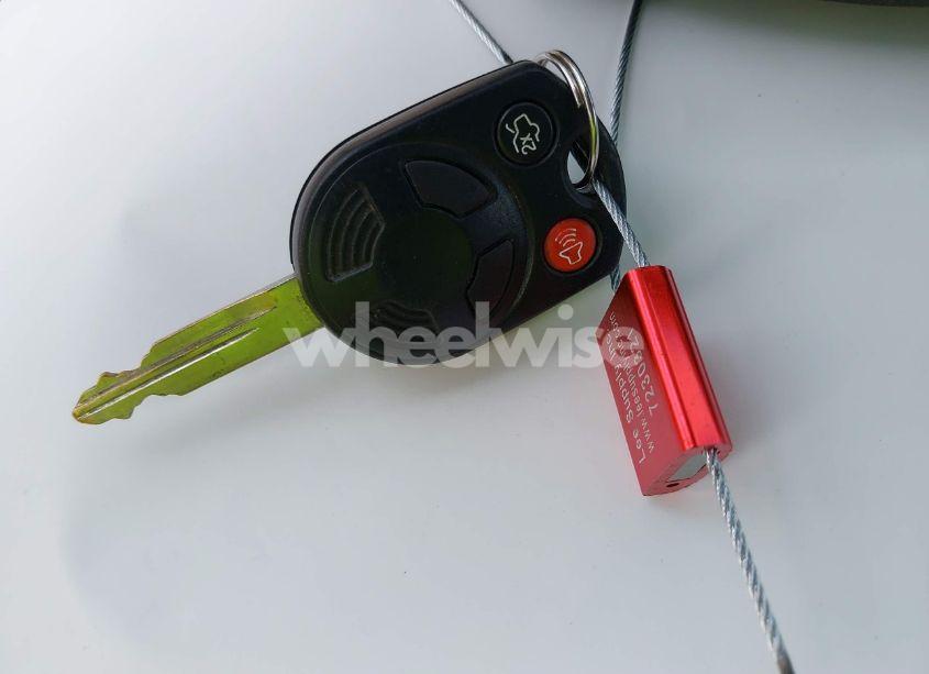 Photo 11 of 2010 Ford Escape XLT (VIN 1FMCU9D74AKB31365)