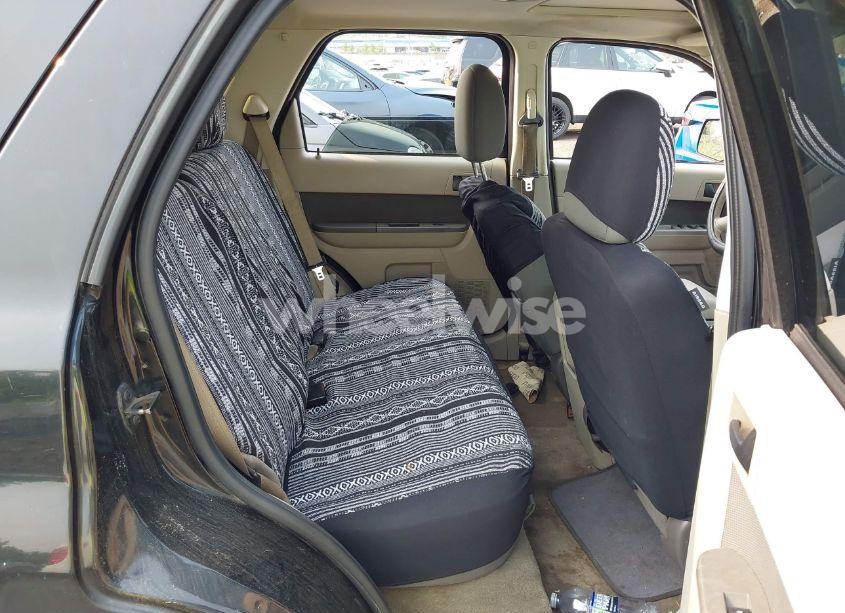 Photo 8 of 2010 Ford Escape XLT (VIN 1FMCU9D74AKB31365)