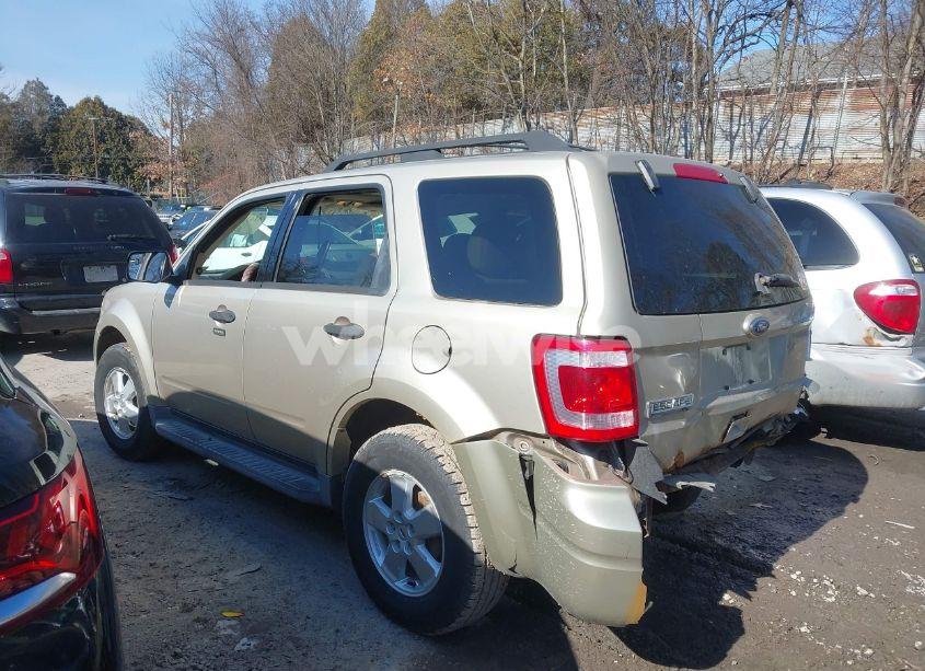 Photo 3 of 2010 Ford Escape XLT (VIN 1FMCU9D74AKB96426)