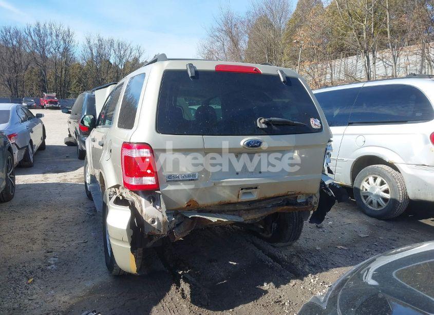 Photo 6 of 2010 Ford Escape XLT (VIN 1FMCU9D74AKB96426)