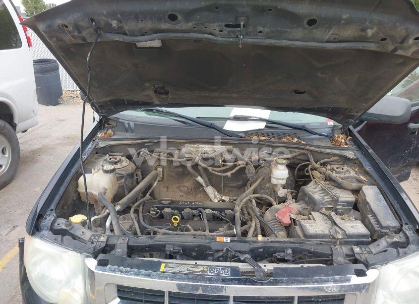 Photo 10 of 2010 Ford Escape XLT (VIN 1FMCU9D74AKC22961)