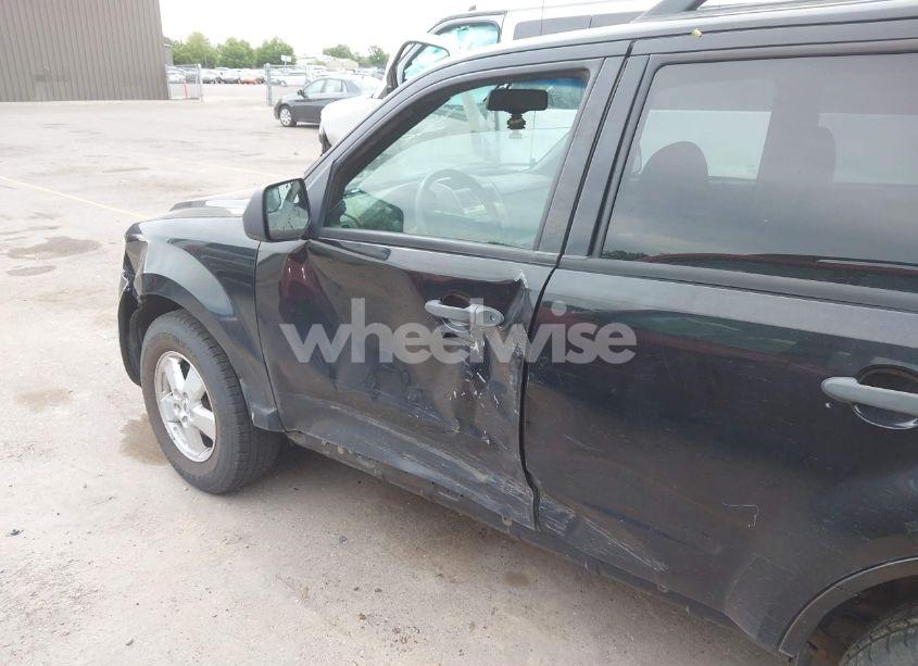 Photo 6 of 2010 Ford Escape XLT (VIN 1FMCU9D74AKC22961)