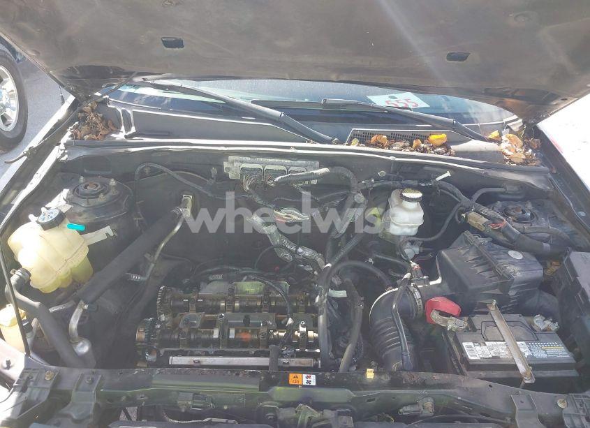 Photo 10 of 2010 Ford Escape XLT (VIN 1FMCU9D74AKC23611)