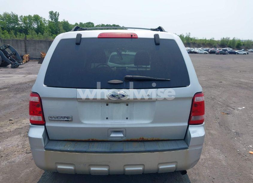 Photo 16 of 2011 Ford Escape XLT (VIN 1FMCU9D74BKA90754)