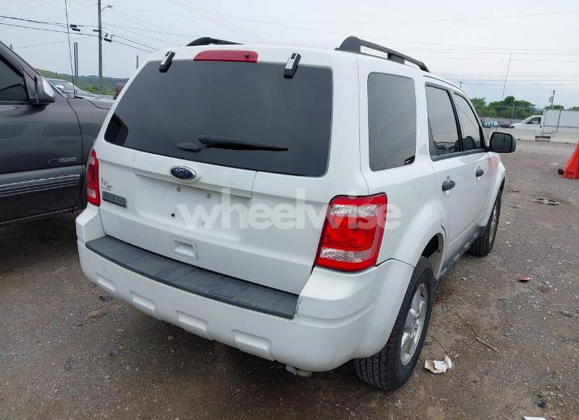 Photo 4 of 2011 Ford Escape XLT (VIN 1FMCU9D74BKC11251)