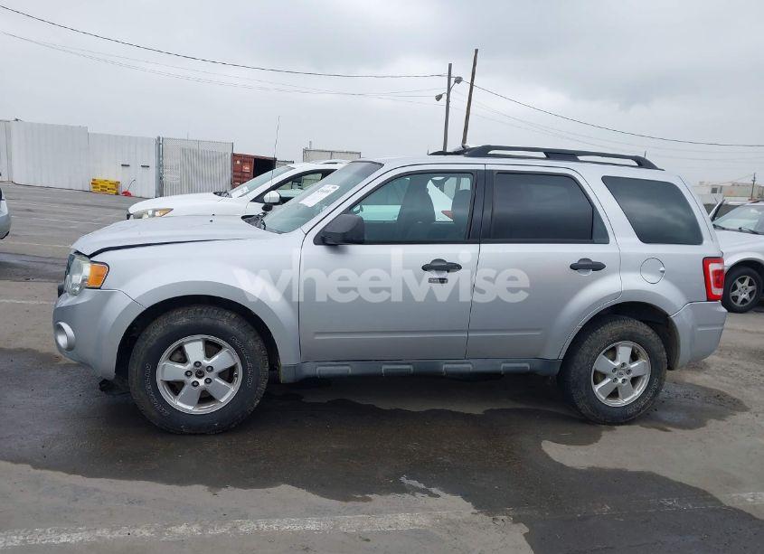 Photo 14 of 2012 Ford Escape XLT (VIN 1FMCU9D74CKB79211)