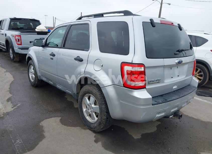 Photo 3 of 2012 Ford Escape XLT (VIN 1FMCU9D74CKB79211)
