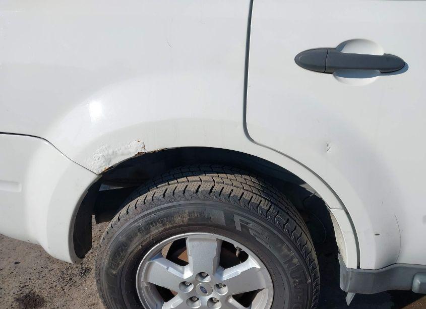 Photo 6 of 2010 Ford Escape XLT (VIN 1FMCU9D75AKC04212)