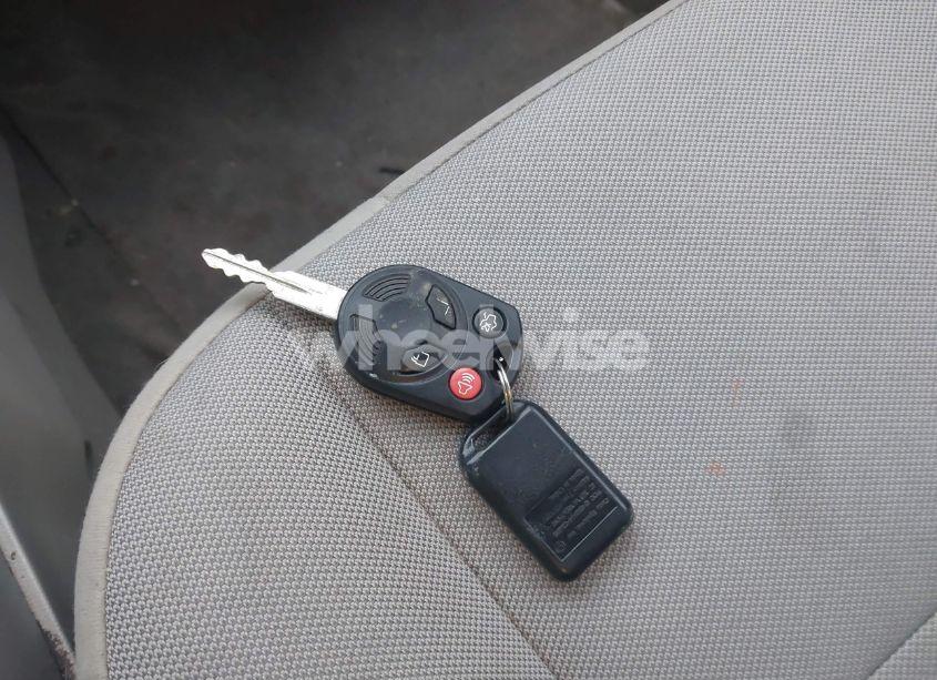 Photo 11 of 2010 Ford Escape XLT (VIN 1FMCU9D75AKD44003)