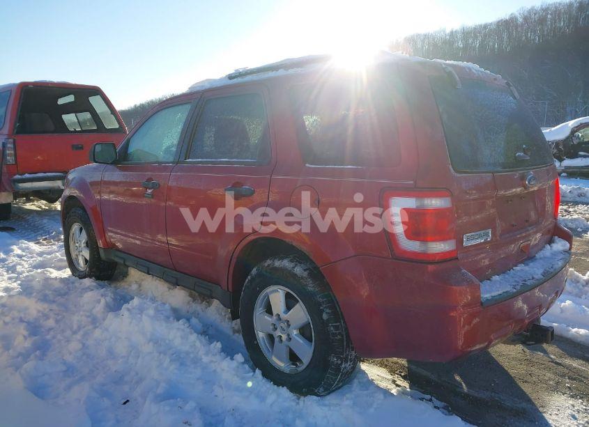 Photo 3 of 2012 Ford Escape XLT (VIN 1FMCU9D75CKA56470)