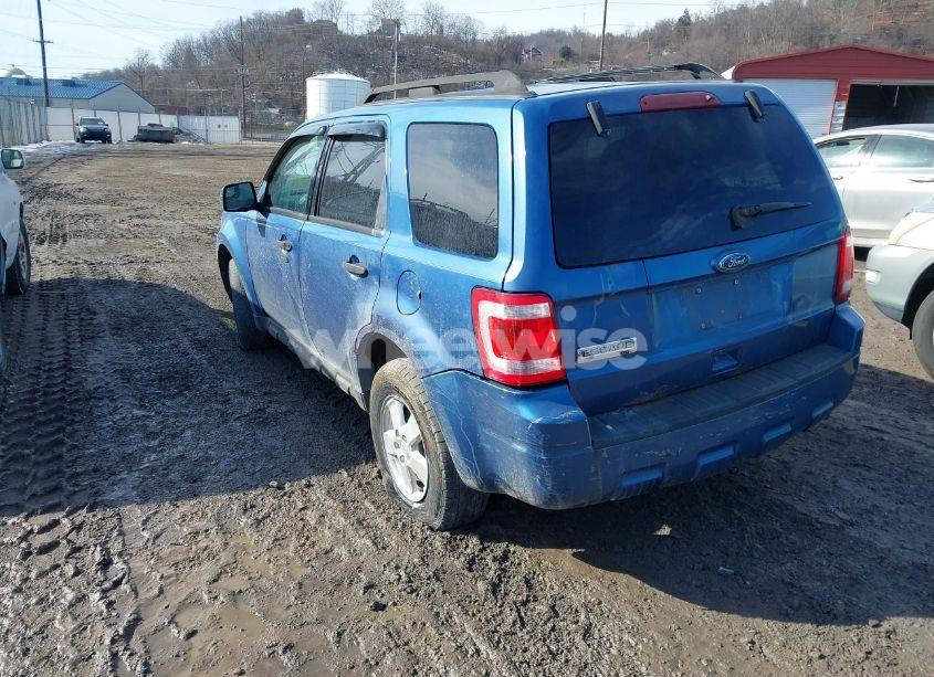 Photo 3 of 2010 Ford Escape XLT (VIN 1FMCU9D76AKA92925)