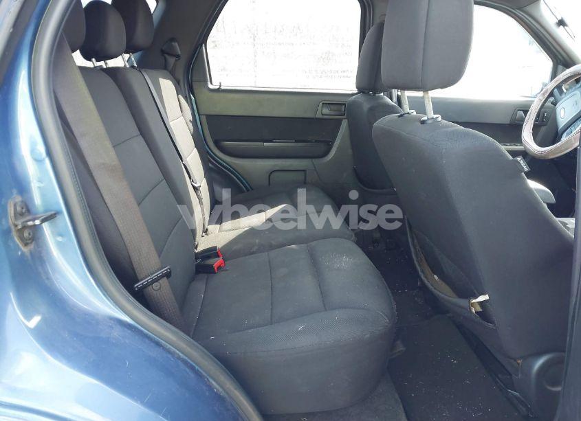 Photo 8 of 2010 Ford Escape XLT (VIN 1FMCU9D76AKA92925)