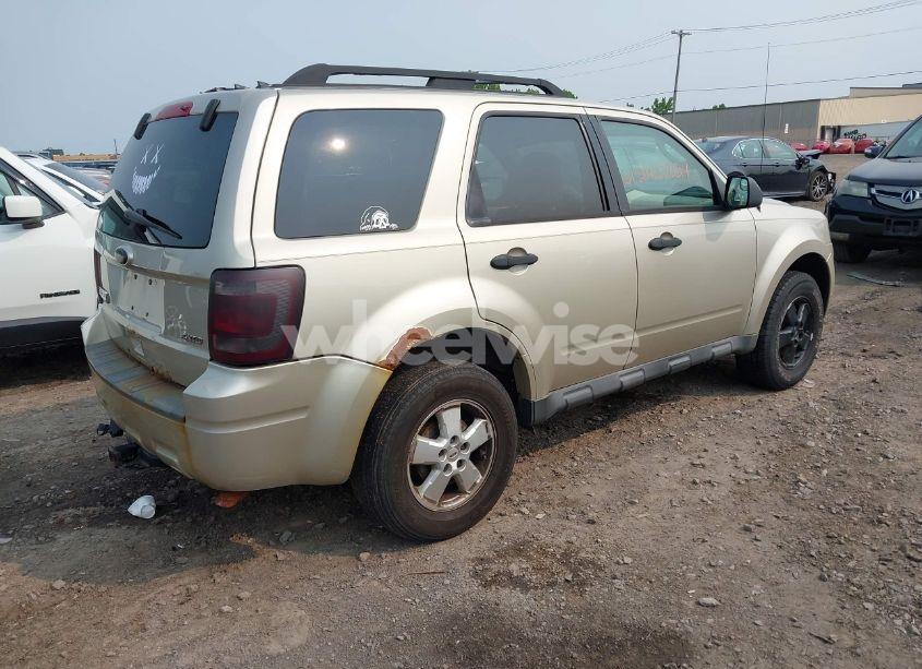 Photo 4 of 2010 Ford Escape XLT (VIN 1FMCU9D76AKB77506)